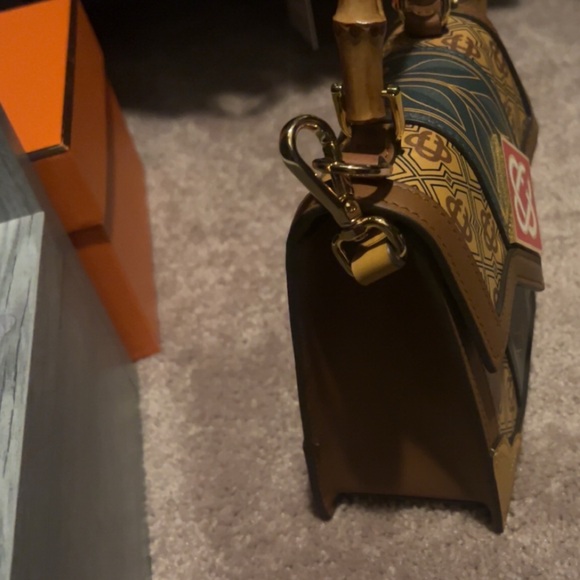 Casablanca Women's Brown
Jeanne Mini Logo Leather Shoulder bag - Picture 3 of 9